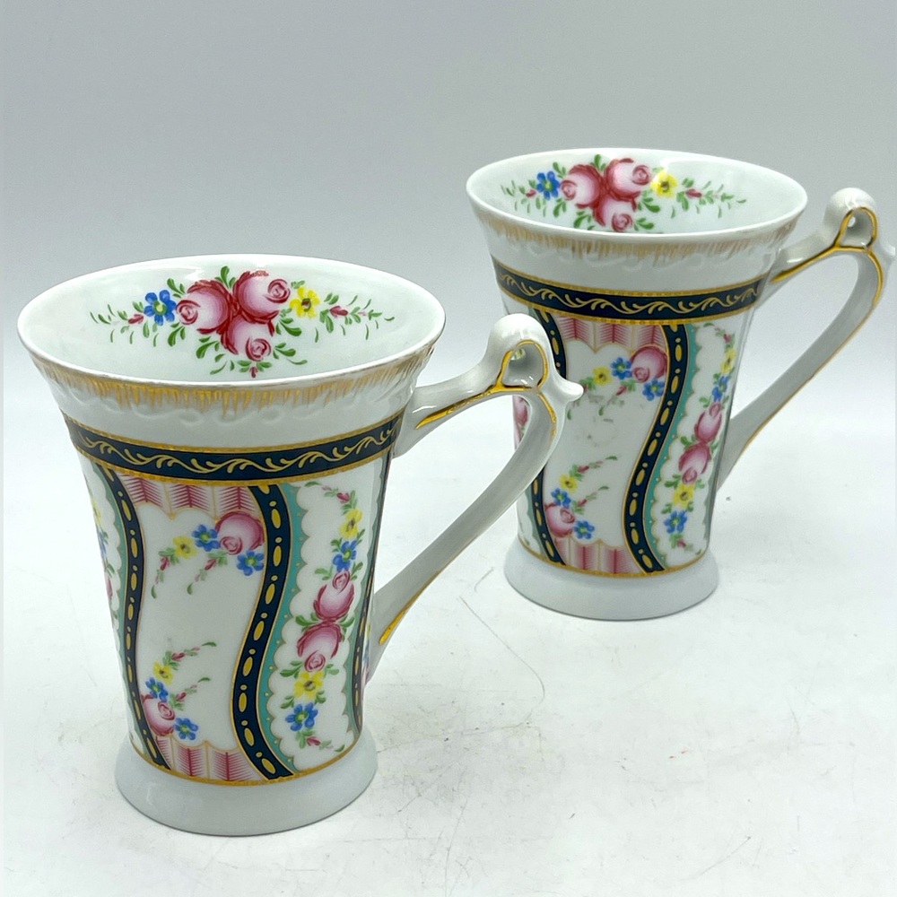 Royal Scotland:Porcelain Coffee Mug /Tea Cup w/Hand Painted Floral & Gilded Trim